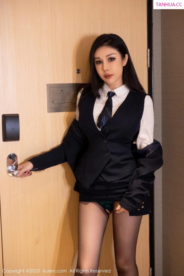田冰冰  [XiuRen]高清写真图 2023.05.25 No.6797 田冰冰 黑丝美臀第11张图片